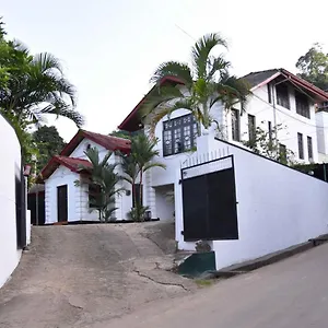 Séjour chez l'habitant Antique Tourists, Kandy
